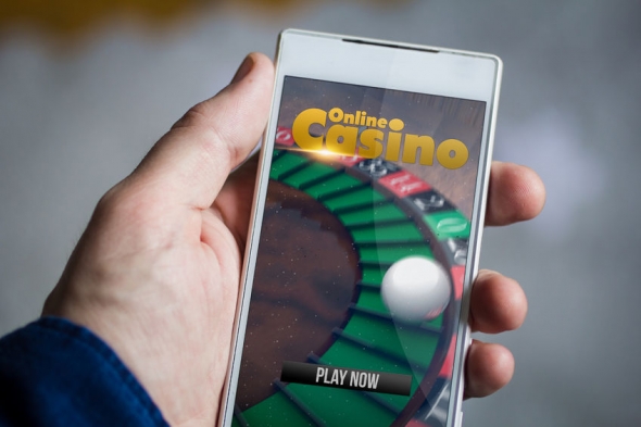 Online poker - hra na mobilu